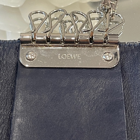 Vintage Loewe Key Wallet - Picture 13 of 15